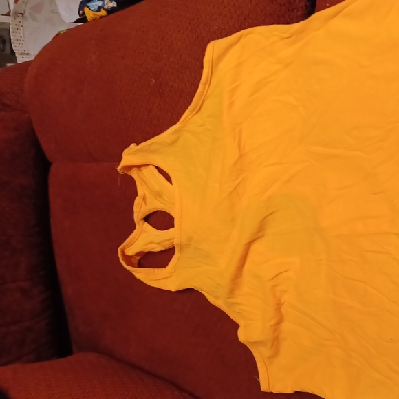 Top - Picture 2 of 5